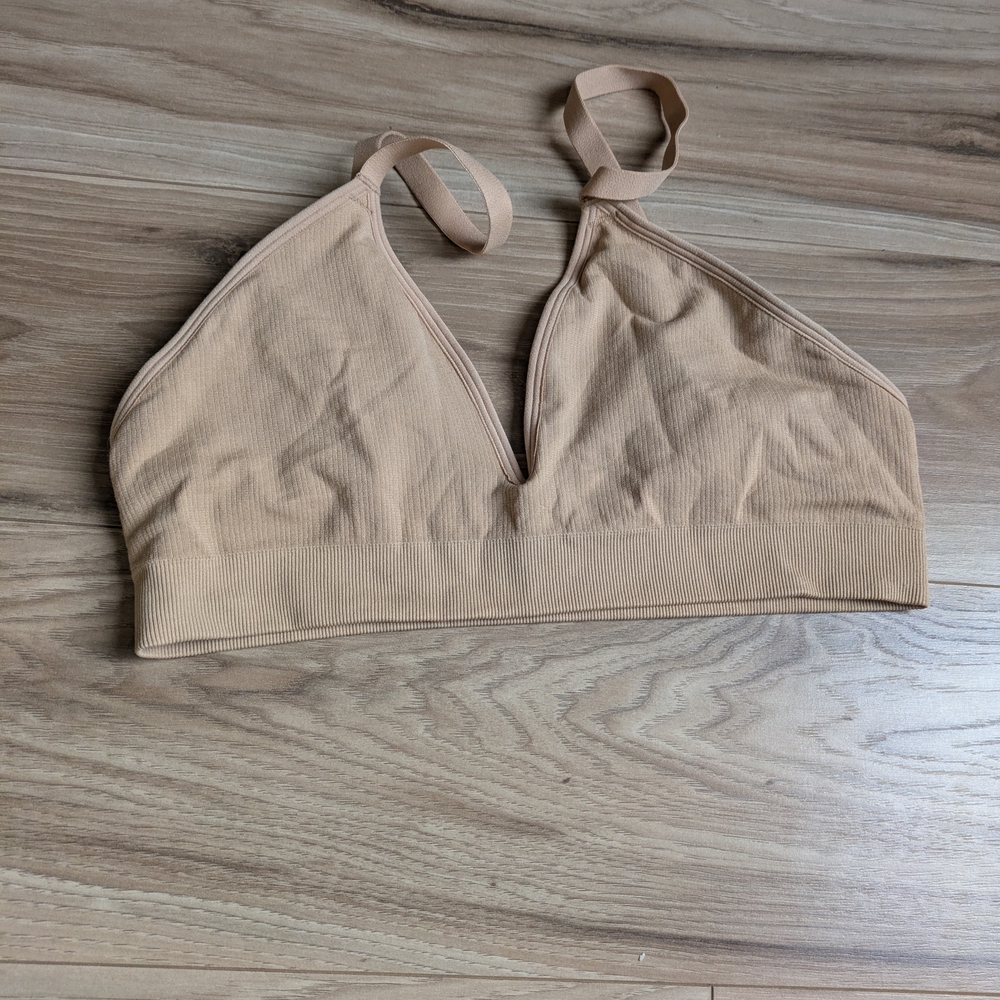 Bombas Tan Bralette